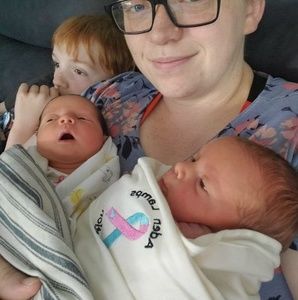 Meet your Posher, Toni